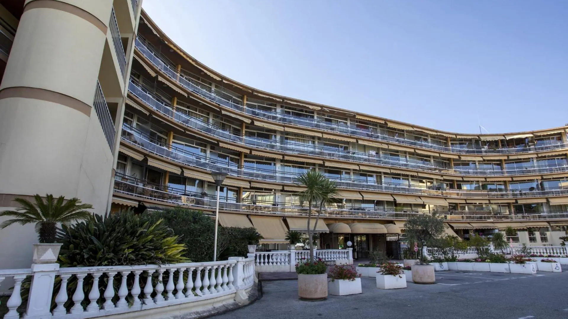 Apartment Heliotel Marine-2 By Interhome Saint-Laurent-du-Var
