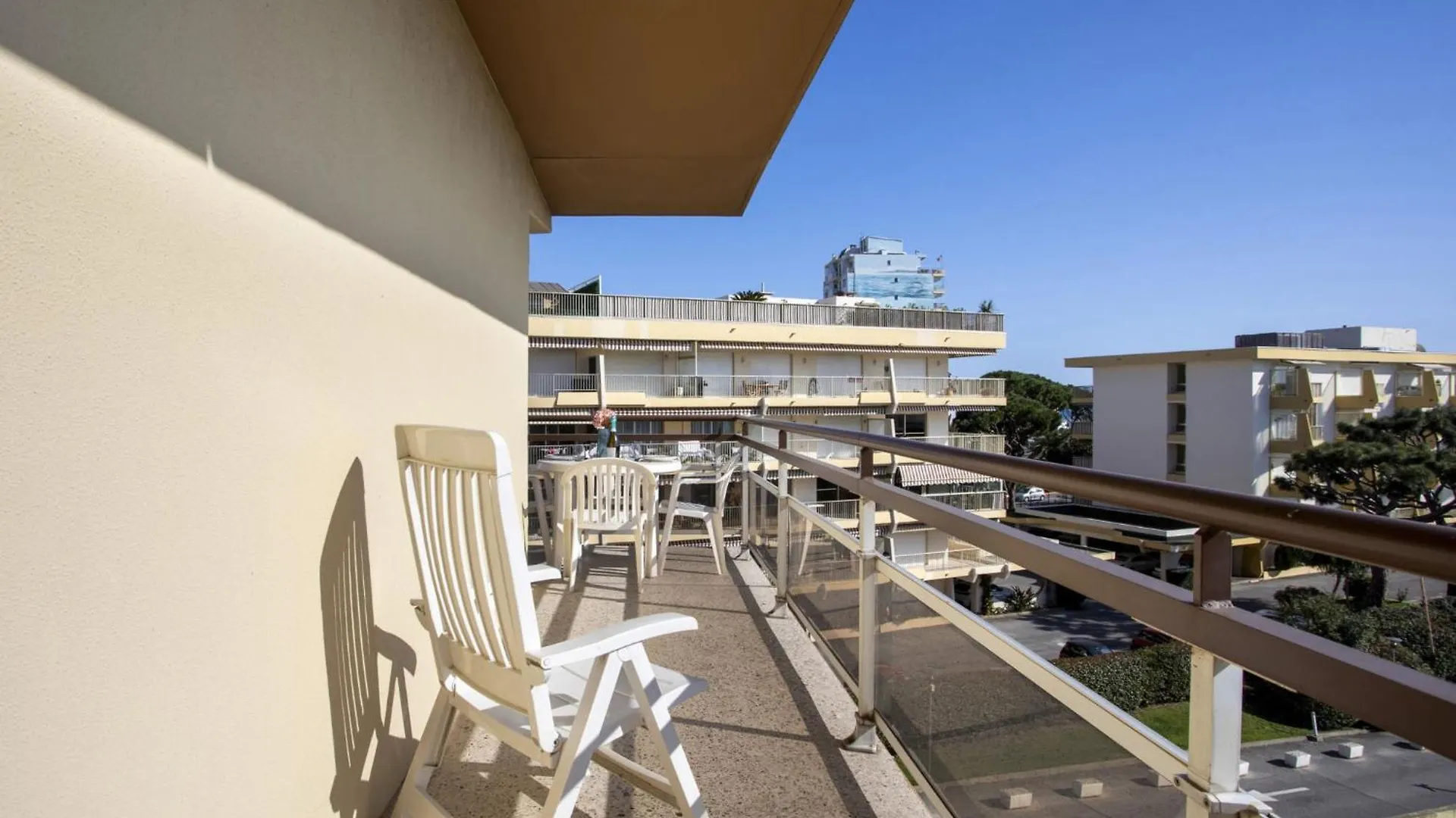 Apartment Heliotel Marine-2 By Interhome Saint-Laurent-du-Var