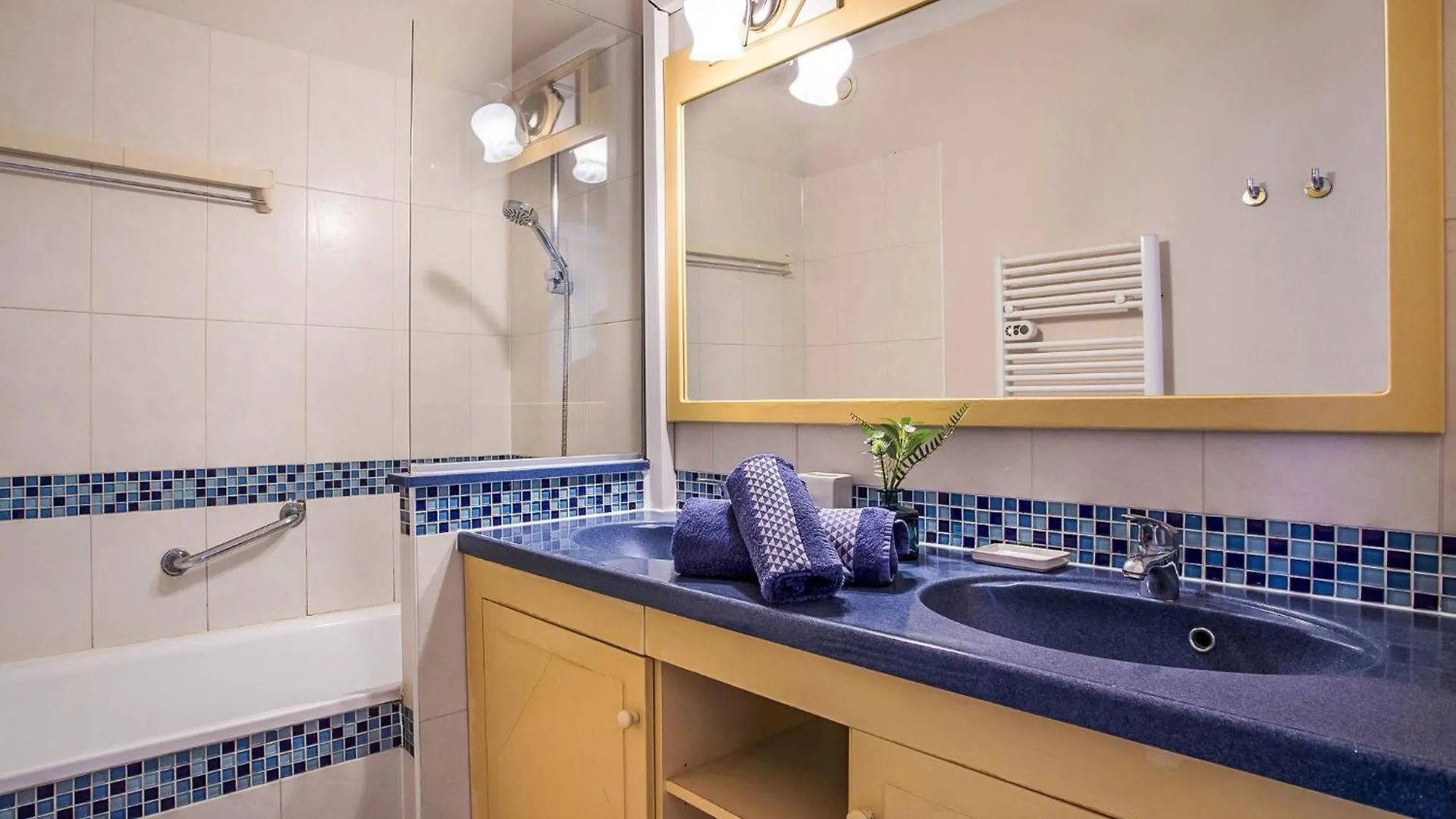 Apartment Heliotel Marine-2 By Interhome Saint-Laurent-du-Var